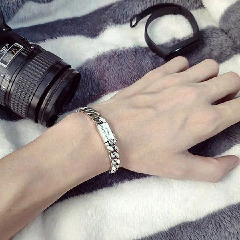 Vòng tay nam cao cấp LiLi Jewelry Double C màu bạc tinh tế