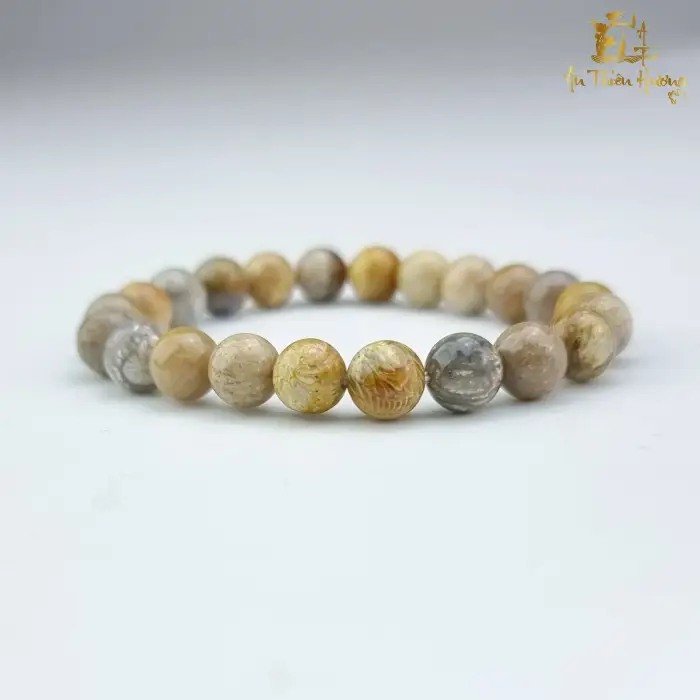 Vòng tay phong thủy mệnh Thủy từ đá san hô
