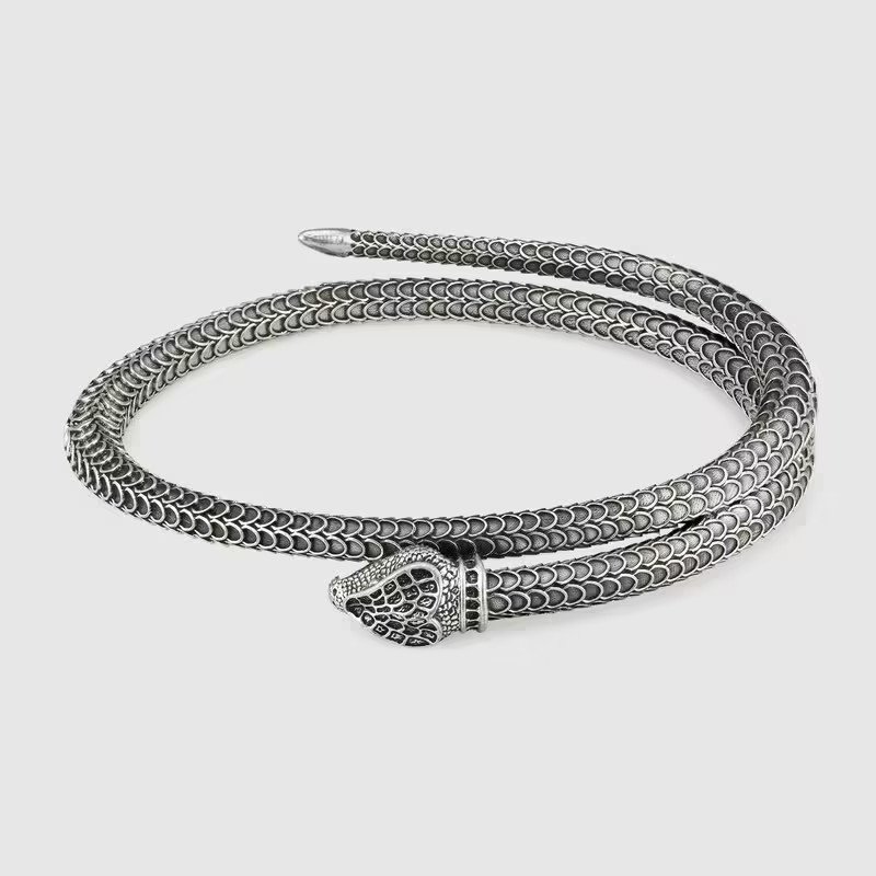 Vòng tay rắn Gucci chế tác từ bạc 925 tinh xảo
