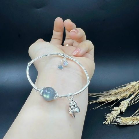 Vòng tay thần tài mèo may mắn kết hợp đá xà cừ bạc 925