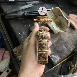 Vòng tay trầm hương cho nam bọc vàng hình 12 con giáp, mang ý nghĩa phong thủy sâu sắc