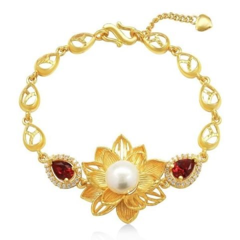 Vòng tay vàng 24K với thiết kế tinh xảo, sang trọng