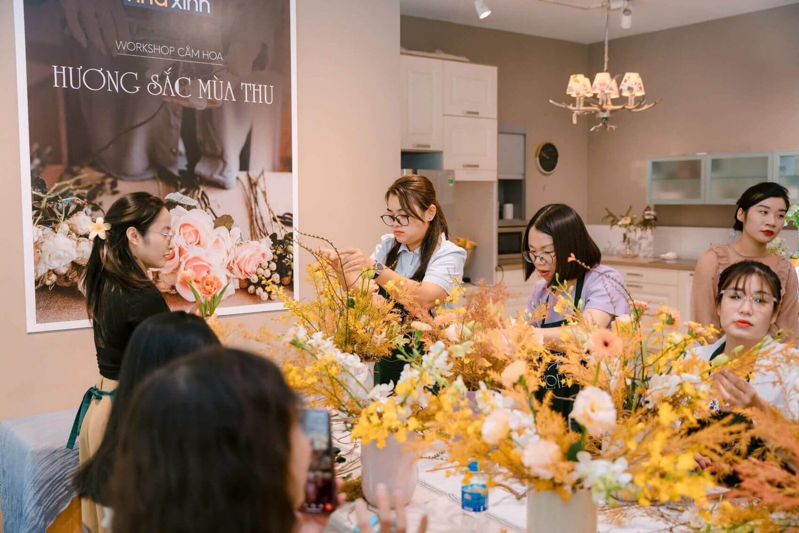 Workshop cắm hoa nghệ thuật Hà Nội