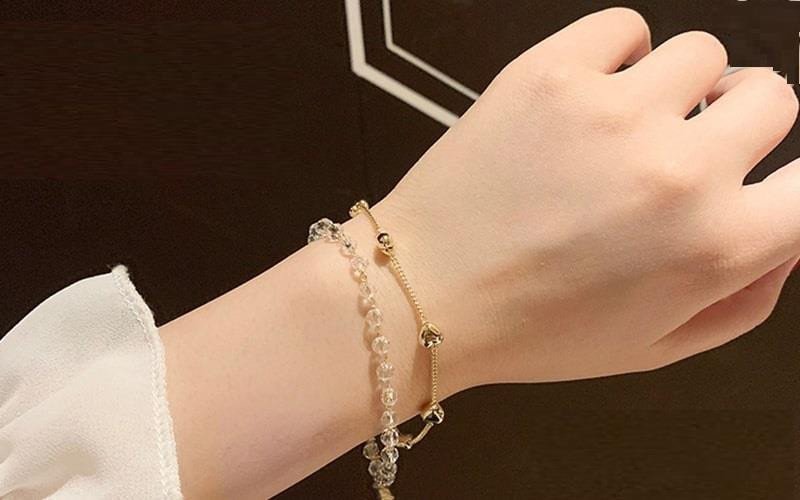 Ý nghĩa của việc đeo lắc tay bên trái