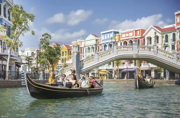[grand World Phú Quốc] - Combo Trọn Vẹn Water Taxi + Bảo Tàng Gấu + Grand Show