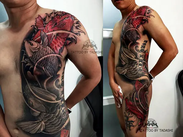 Cá Chép Hóa Rồng Ở Chân