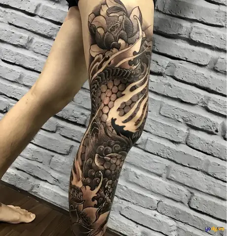 Hình Xăm Chân Nữ Siêu Hot Ở Bắp Chân