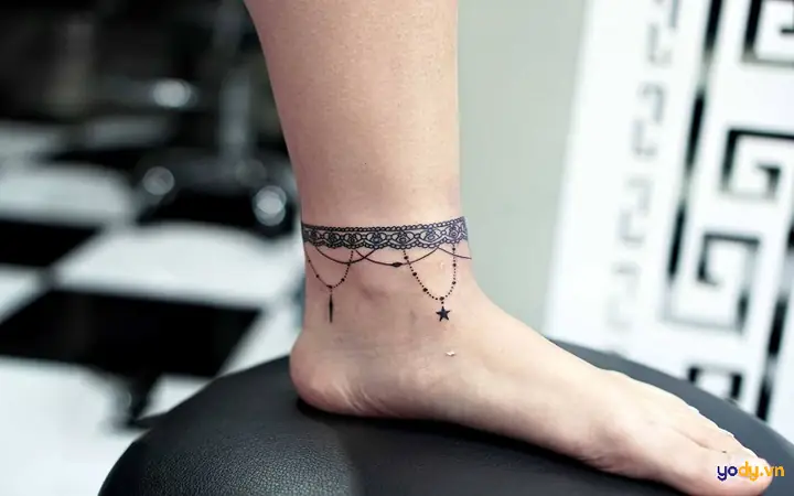 Hình Xăm Cổ Chân Nhật Độc Đáo