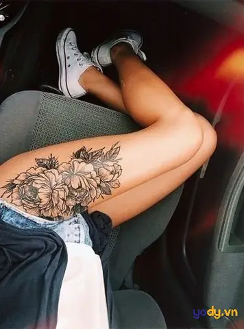 Hình Xăm Chân Nữ Ở Đùi
