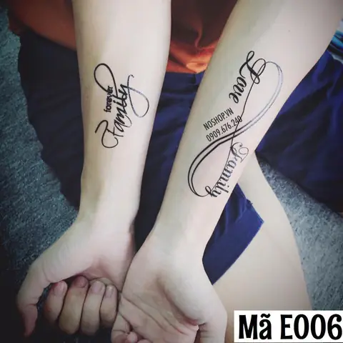 Hình Ảnh Cho Hình Xăm Chữ Family Is Forever Ở Tay: