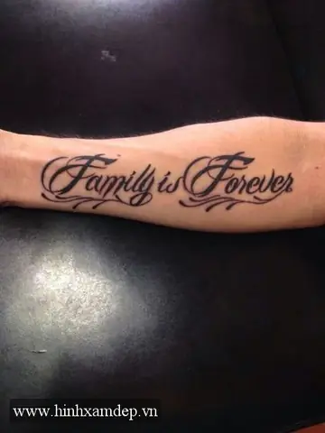 Hình Ảnh Cho Hình Xăm Chữ Family Is Forever Ở Tay:
