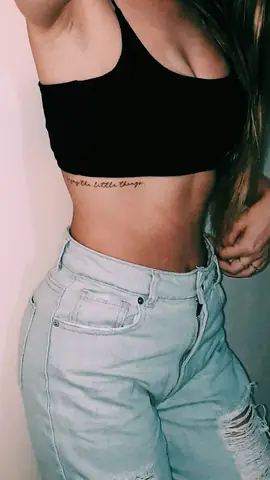 Hướng Dẫn Chăm Sóc Sau Khi Xăm Hình Xăm Chữ Mạn Sườn