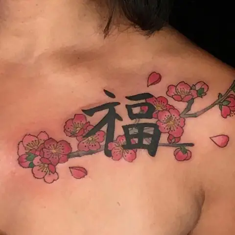 Chi Phí Xăm Hình Chữ Tàu Bao Tiền?
