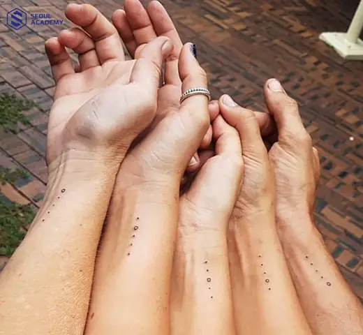 Hình Xăm Tiếng Anh Ý Cho Các Thành Viên Trong Gia Đình