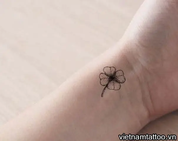 Hình Xăm Cỏ 4 Lá Cổ Tay Có Ý Nghĩa Gì? Hình Xăm Cỏ 4 Lá Cổ Tay Có Ý Nghĩa Gì?