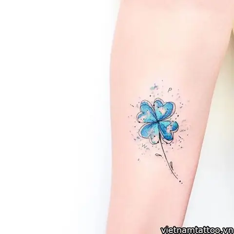 Hình Ảnh Cho Hình Xăm Cỏ 4 La Cổ Tay: Hình Ảnh Cho Hình Xăm Cỏ 4 La Cổ Tay: