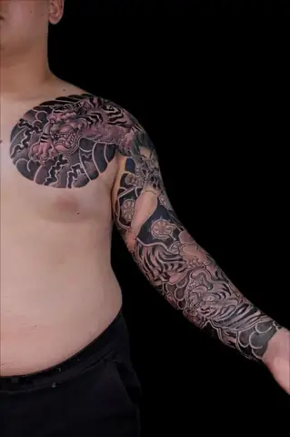 Hình Xăm Full Tay Qua Ngực Nhật Cổ Đẹp