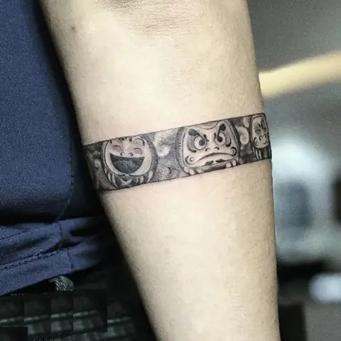 10 Hình Xăm Vòng Tay Nhật Cổ Hoạ Tiết Daruma