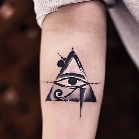Ý Nghĩa Hình Xăm Con Mắt Thần Horus