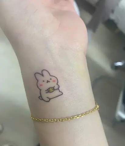 Hình Xăm Con Thỏ Của Pinky