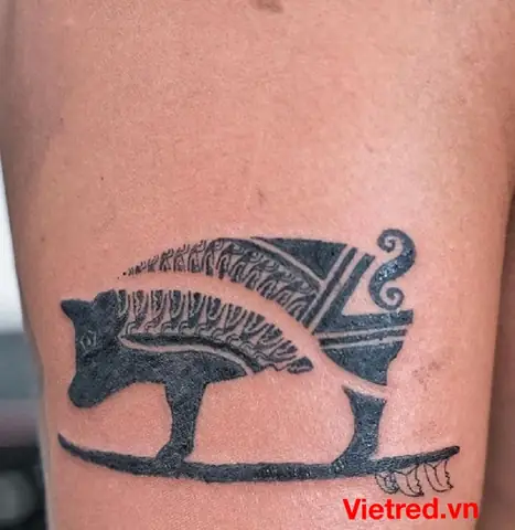 42. Hình Xăm Lợn Tribal