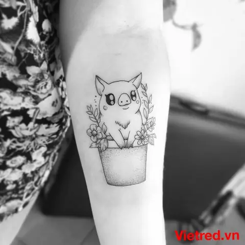 44. Hình Xăm ‘heo Ngồi Trên Bình’