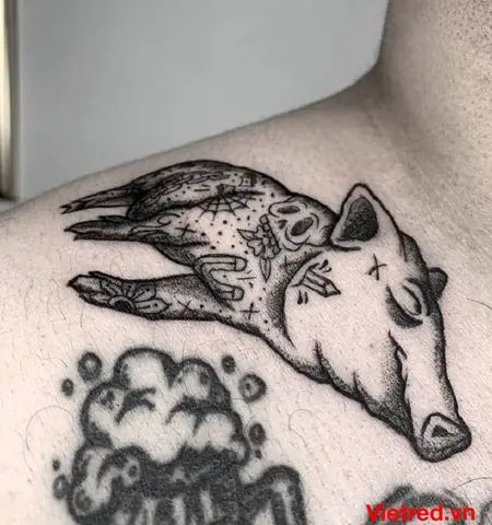 12. Hình Xăm Con Lợn Ngủ
