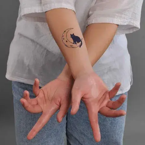 Hình Xăm Mặt Trăng