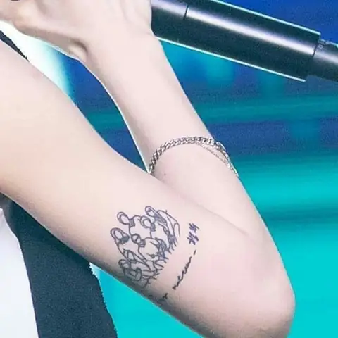 Mẫu Hình Xăm Về Gia Đình 5 Người Đẹp Nhất Là Gì? (what Is The Most Beautiful Tattoo Design About A Family Of 5 People?)