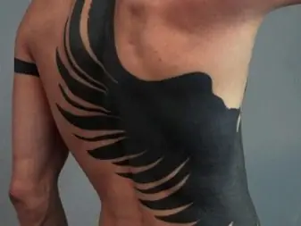 Hình Xăm Đôi Cánh Sau Lưng Nam