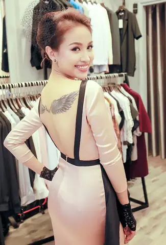 Hình Xăm Đôi Cánh Thiên Thần Hình Xăm Đôi Cánh Thiên Thần