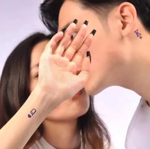 Hình Xăm Mini Đôi Đẹp: Tìm Kiếm Những Mẫu Hình Xăm Nhỏ, Đẹp, Và Phù Hợp Cho Cặp Đôi Trên Google?