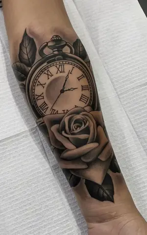 Hình Xăm Đồng Hồ Hoa Hồng Ở Tay