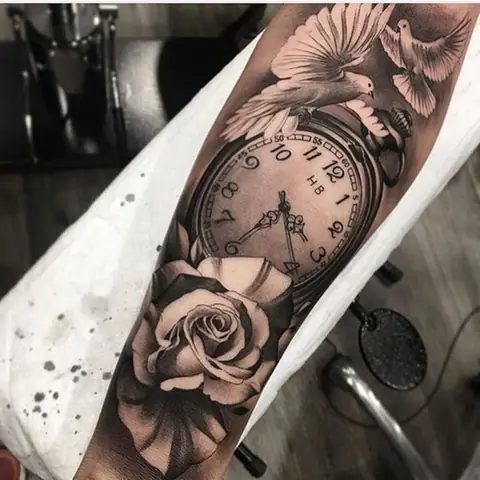Hình Xăm Đồng Hồ Hoa Hồng Ở Tay