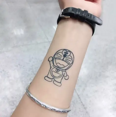 Hình Xăm Doraemon Phong Cách Tối Giản