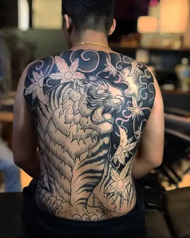 Hình Xăm Hổ Lên Núi Full Lưng Có Ý Nghĩa Gì?