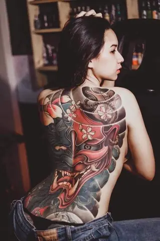 Những Mẫu Hình Xăm Khác Full Kín Lưng Nữ Những Mẫu Hình Xăm Khác Full Kín Lưng Nữ