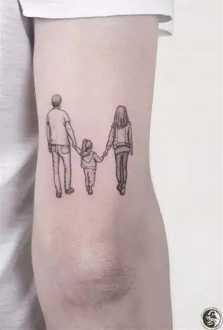 Hình Xăm Gia Đình 3 Người