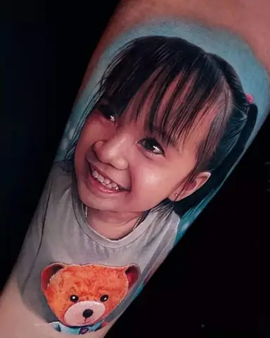 Hình Xăm Chân Dung Gia Đình