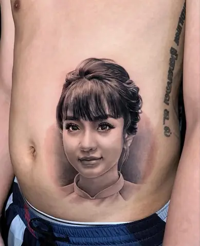 Hình Xăm Chân Dung Gia Đình