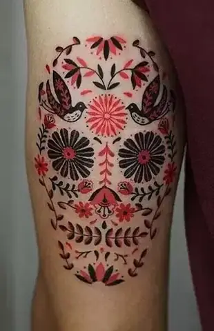 Hình Xăm Hoa Và Đầu Lâu