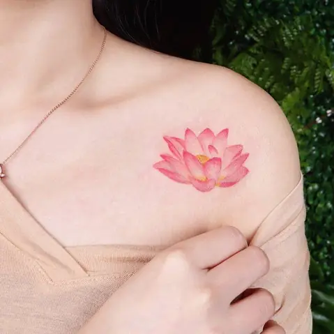 Hình Xăm Hoa Hồng Xanh Tượng Trưng Cho Điều Gì?