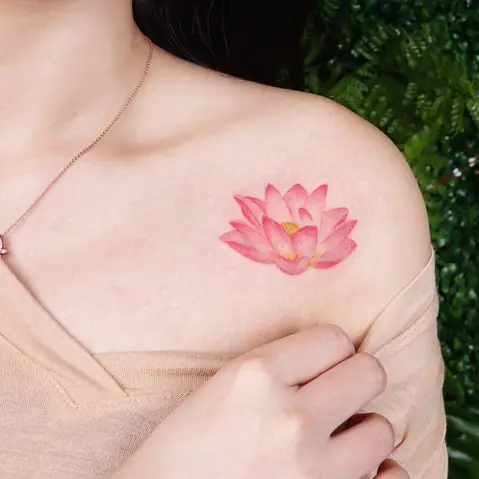 Hình Xăm Hoa Hồng Xanh Tượng Trưng Cho Điều Gì? Hình Xăm Hoa Hồng Xanh Tượng Trưng Cho Điều Gì?