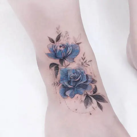 Hình Xăm Hoa Hồng Xanh Tượng Trưng Cho Điều Gì? Hình Xăm Hoa Hồng Xanh Tượng Trưng Cho Điều Gì?