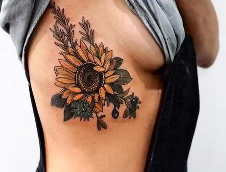 Hình Xăm Hoa Hướng Dương Ở Eo