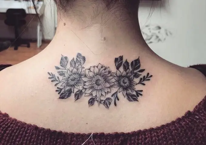 Hình Xăm Hoa Hướng Dương Sau Gáy