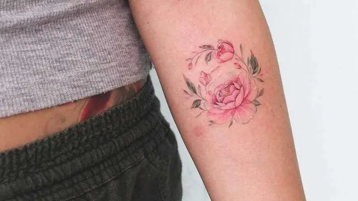 Lưu Ý Khi Xăm Hình Hoa Mẫu Đơn Mini Cho Nữ