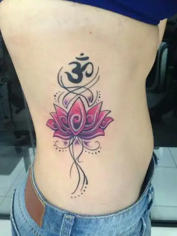 Hình Xăm Hoa Sen Và Chữ Om (trong Om Mani Pad Me Hum)