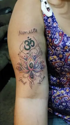 Hình Xăm Hoa Sen Và Chữ Om (trong Om Mani Pad Me Hum)