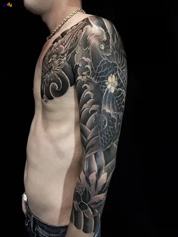 What Are Some Beautiful Flower Pattern Tattoos For Men On The Forearm?